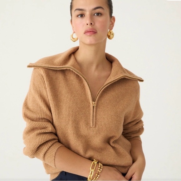 Amazon sweater brand new without tags ! - Picture 2 of 5